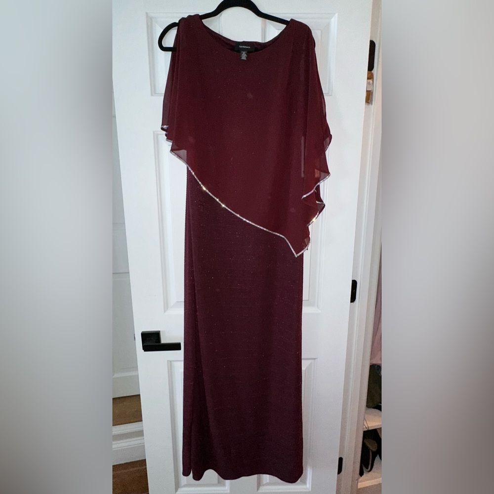 R&M Richards burgundy Asymmetrical formal dress size 8 new